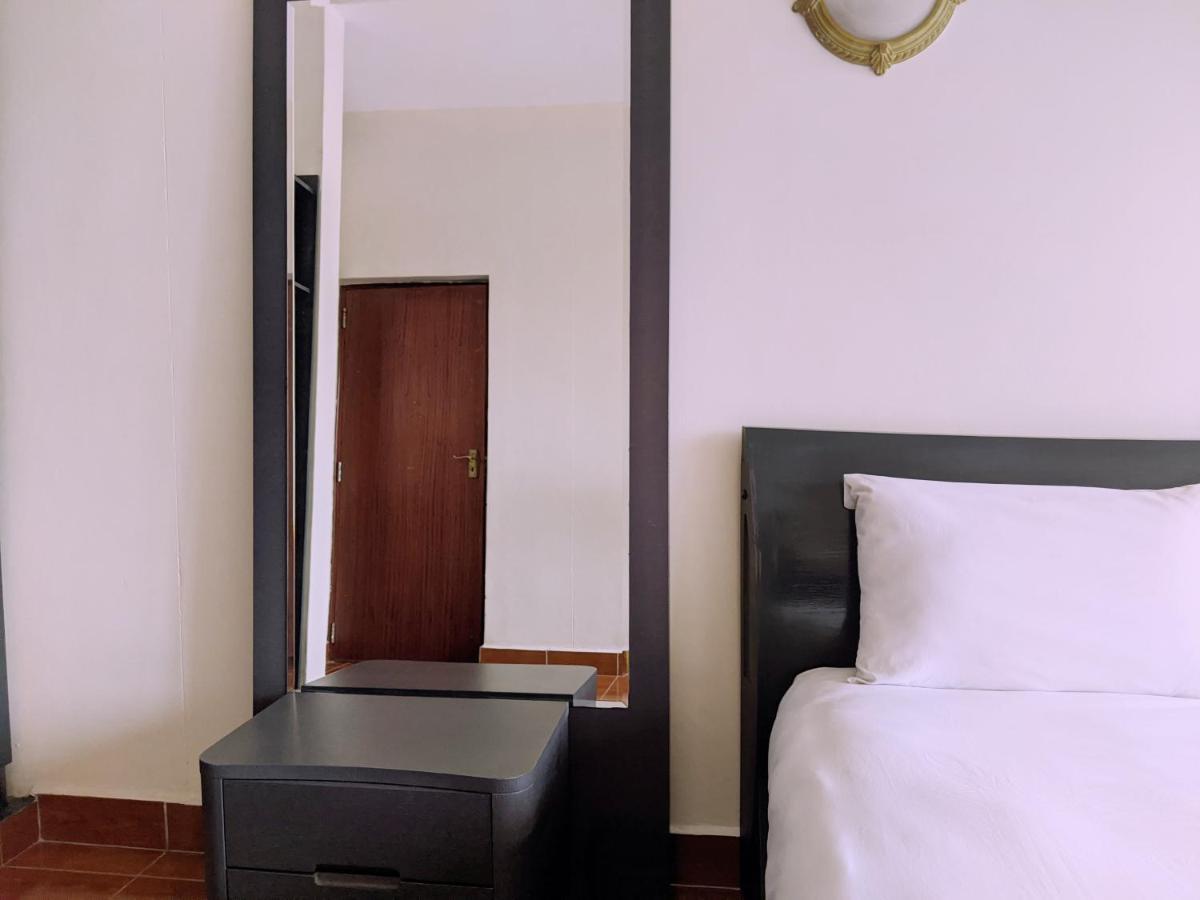 קמפאלה Prestige Hotel Suites מראה חיצוני תמונה
